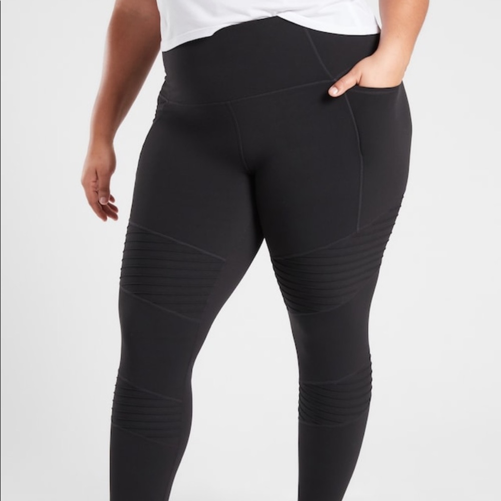 Athleta inclination moto tight